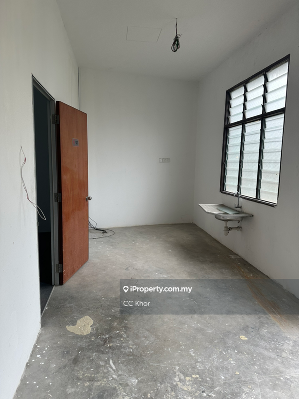 Kedai-Pejabat untuk Dijual di Kampung Cherang Cina, Bukit Payung oleh CC Khor - iProperty.com.my