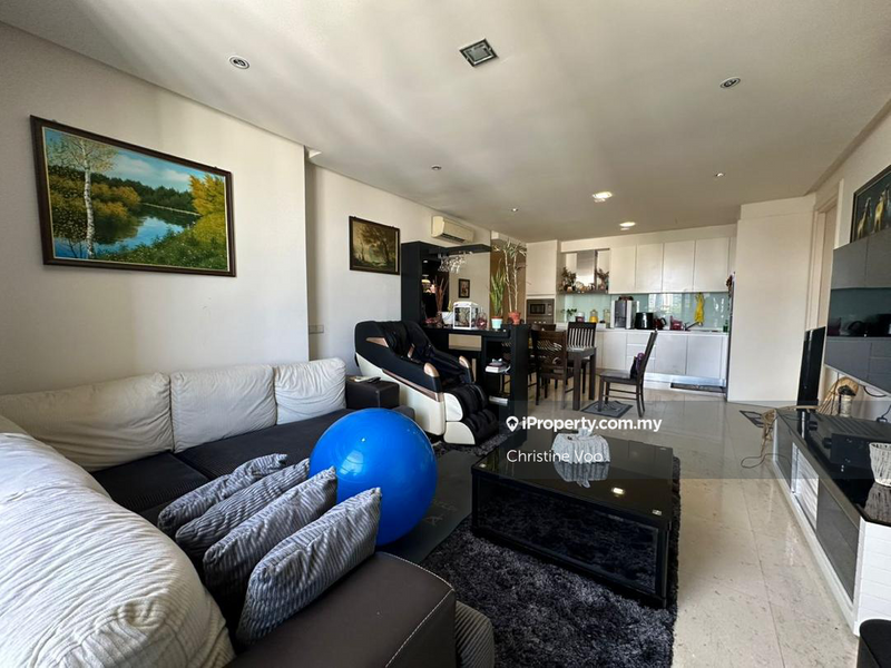 For Sale - 6 CapSquare