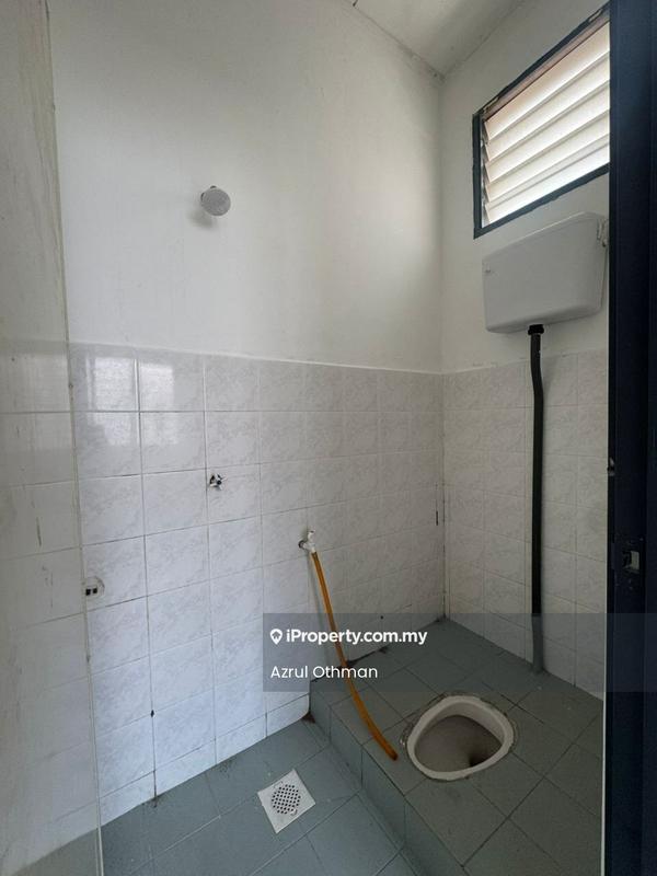 Rumah Teres 1-Tingkat untuk Dijual di Taman Intan Perdana, Port Dickson oleh Azrul Othman - Bathroom - iProperty.com.my