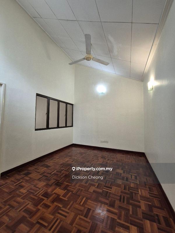 Rumah Berangkai 2.5 Tingkat untuk Dijual di Bandar Utama 10, Bandar Utama oleh Dickson Cheong - iProperty.com.my