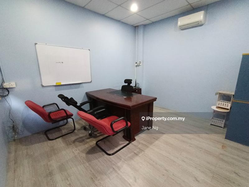 Semi-D Kilang untuk Dijual di Taman Sri Sentosa, Lunas oleh Jane Ng - iProperty.com.my