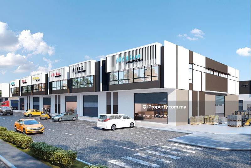 For Sale - ENDLOT Factory / Warehouse at Bukit Serdang. 3km to Bukit Jalil Highway. Visible from MEX Highway