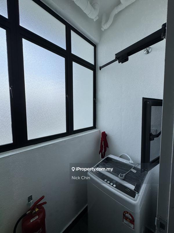 For Rent - Traders Park