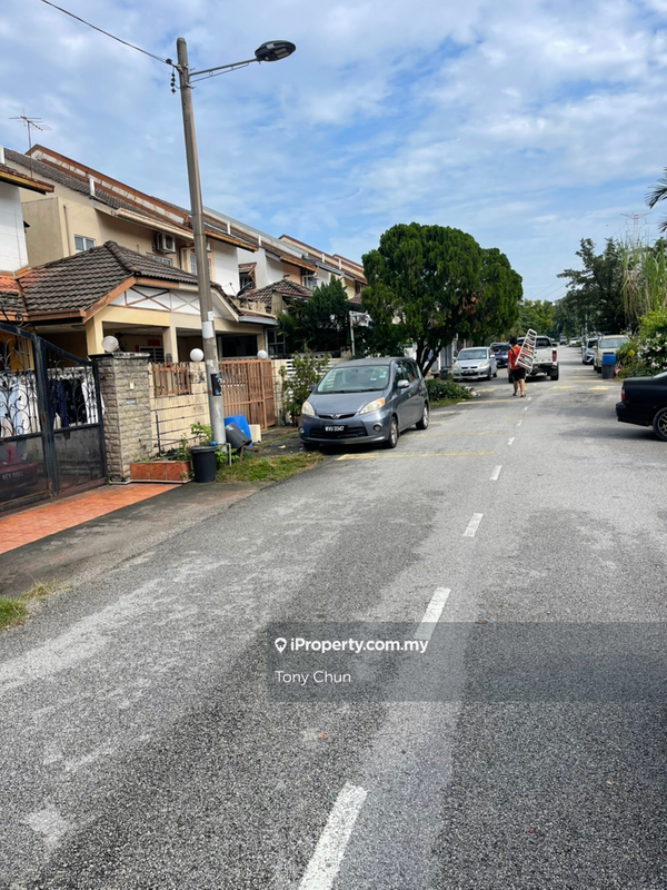 Rumah Teres 2-Tingkat untuk Dijual di Sungai Besi Indah, Seri Kembangan oleh Tony Chun - iProperty.com.my