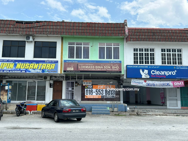 For Sale - Seri Iskandar shop lot for sales-Facing Main Road