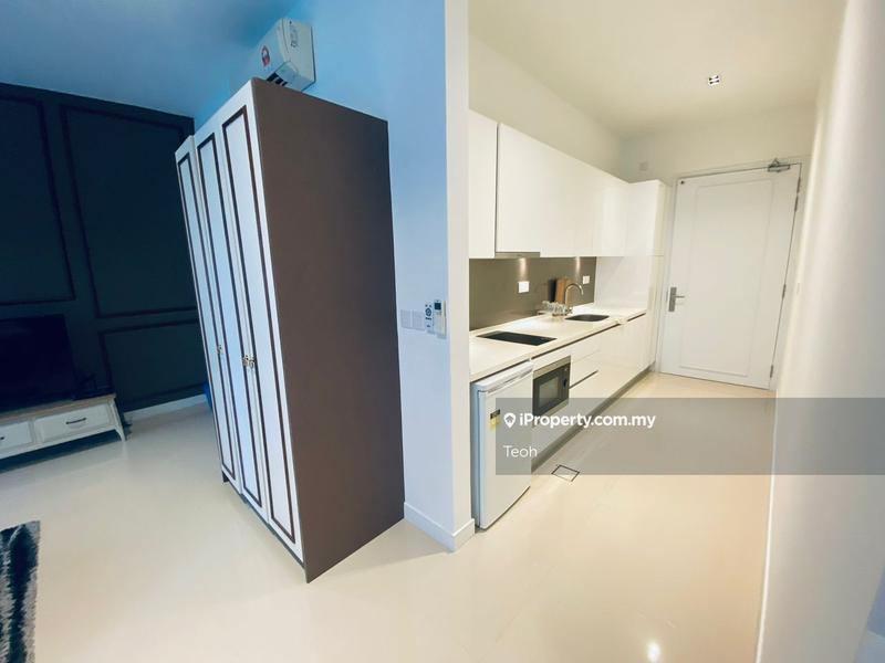 For Rent - Pavilion Hilltop