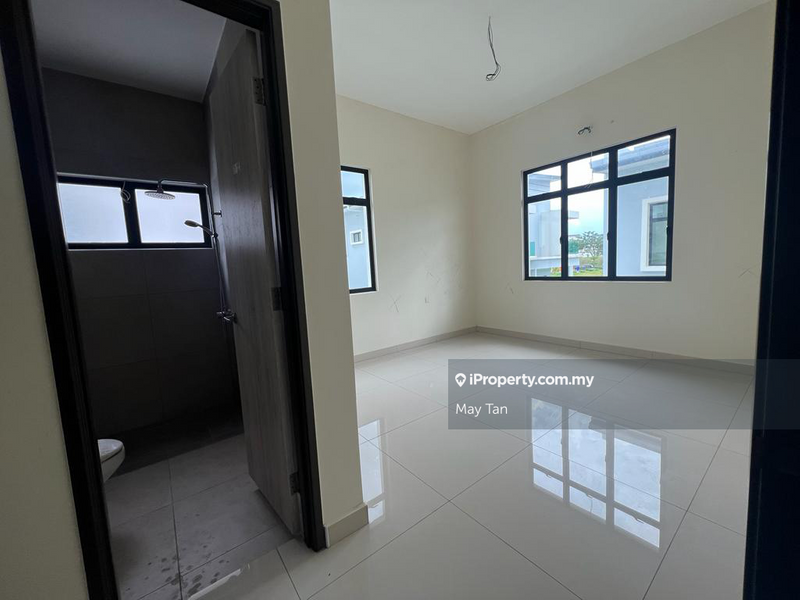 Rumah Berkembar untuk Dijual di Taman Setia Mutiara, Kluang oleh May Tan - iProperty.com.my