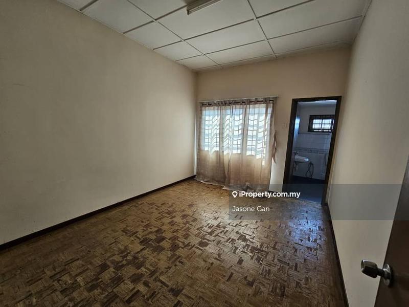 Rumah Berangkai 2 Tingkat untuk Dijual di Taman Cheng Perdana, Cheng oleh Jasone Gan - iProperty.com.my