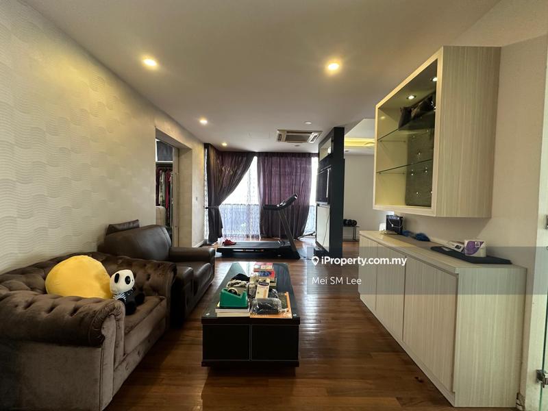 Bungalow House for Sale in Twin Palms @ Sungai Long, Bandar Sungai Long by Mei SM Lee - Twin Palms, Sungai Long Living Room - iProperty.com.my