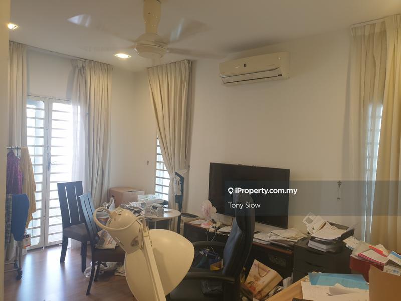Bungalow House for Sale in USJ Heights, Subang Jaya by Tony Siow - iProperty.com.my