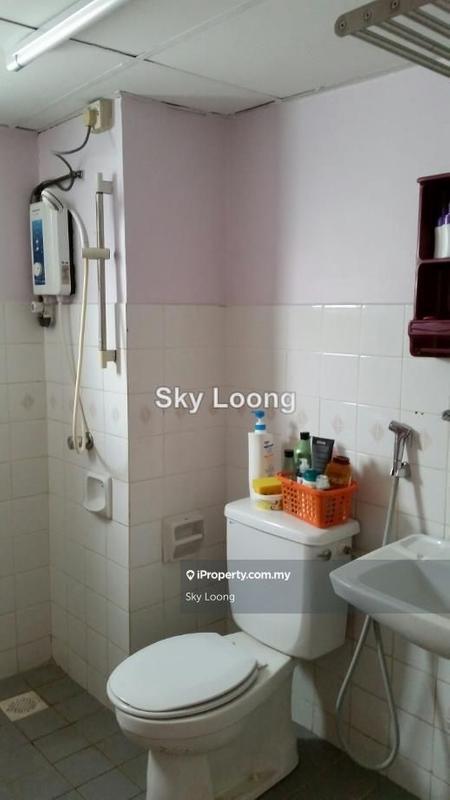 Kondominium untuk Dijual di Pantai Hillpark 5 oleh Sky Loong - iProperty.com.my