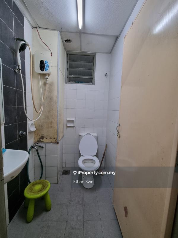 Apartment for Sale in Seri Atria Apartment by Ethan Swe - iProperty.com.my