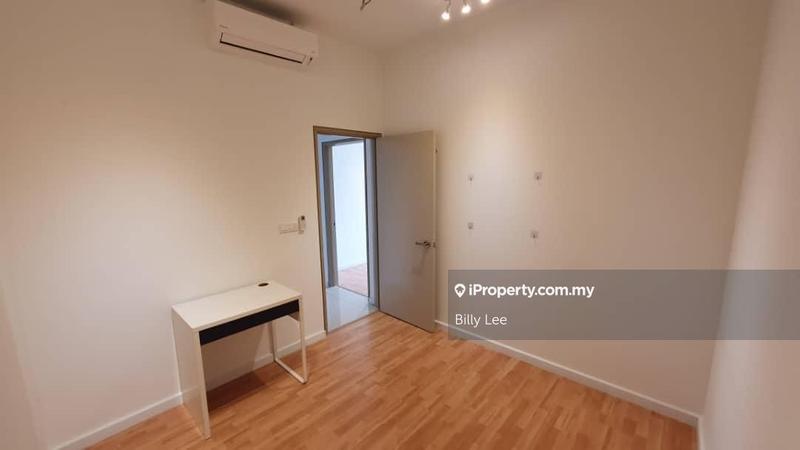 Service Residence for Sale in Suria Residence by Billy Lee - iProperty.com.my