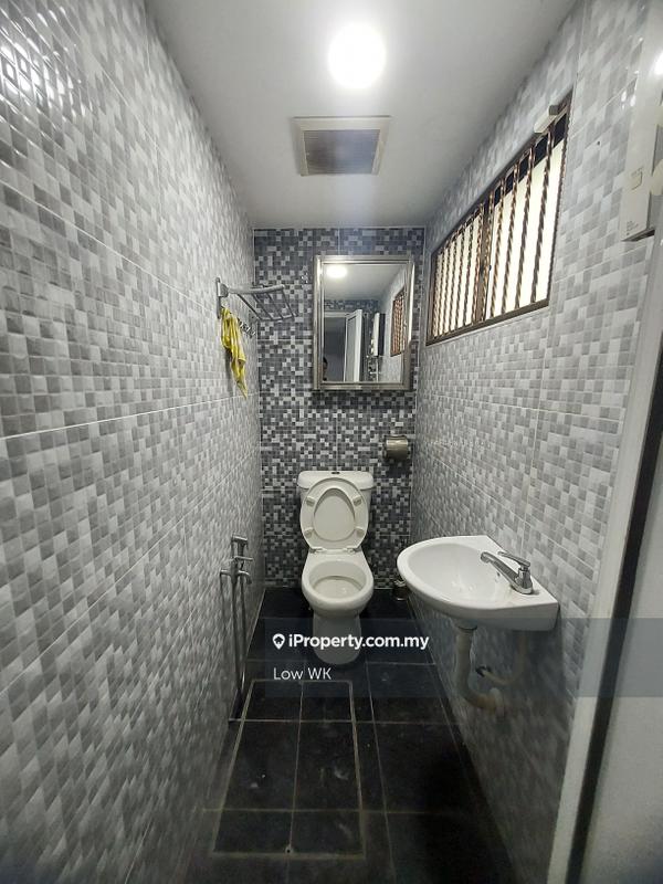 Semi-Detached House for Sale in g5xsx, Kuchai Lama by Low WK - iProperty.com.my