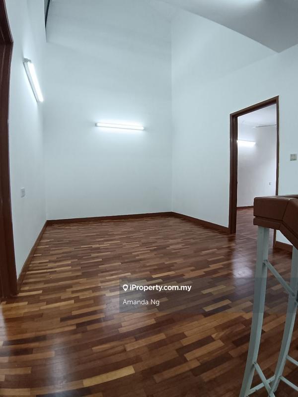 Rumah Berangkai 2.5 Tingkat untuk Disewa di BU6 @ Bandar Utama, Bandar Utama oleh Amanda Ng - iProperty.com.my