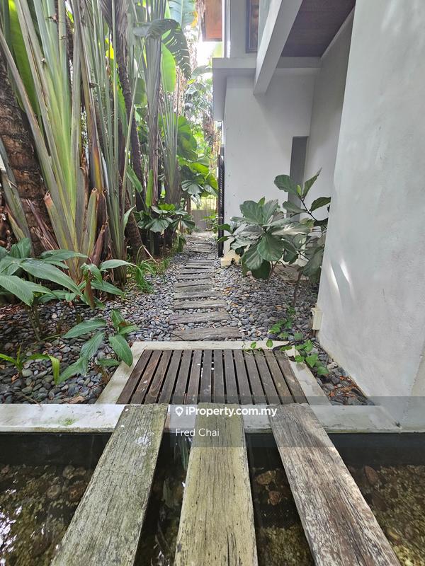 Bungalow House untuk Dijual di Bukit Gita Bayu, Seri Kembangan oleh Fred Chai - iProperty.com.my
