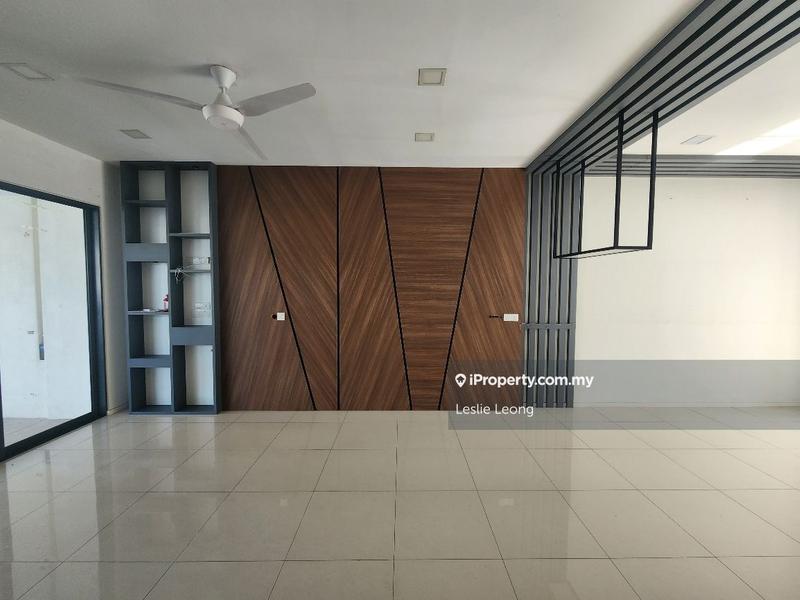 3-storey Terraced House untuk Dijual di 3 storey Renovated Amaryllis Tamansari Rawang, Rawang oleh Leslie Leong - iProperty.com.my