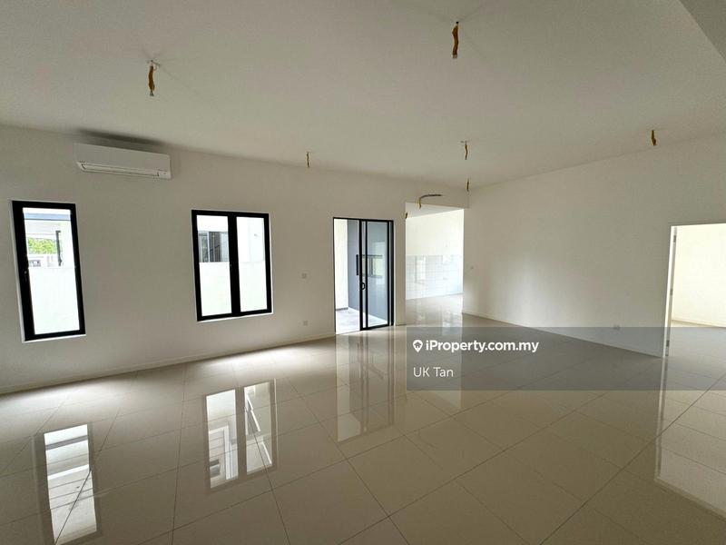 Semi-Detached House for Sale in Bandar Tropicana Aman, Telok Panglima Garang by UK Tan - iProperty.com.my