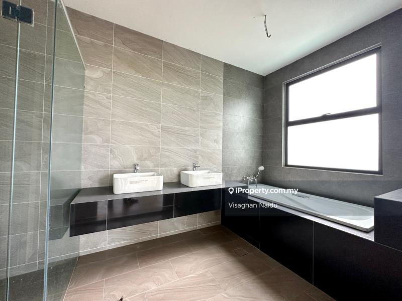 Bungalow House for Sale in Bandar Country Homes, Rawang by Visaghan Naidu - iProperty.com.my