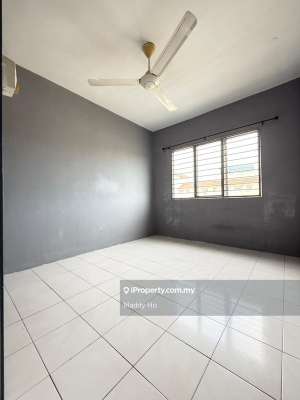 For Sale - Suria Kinrara