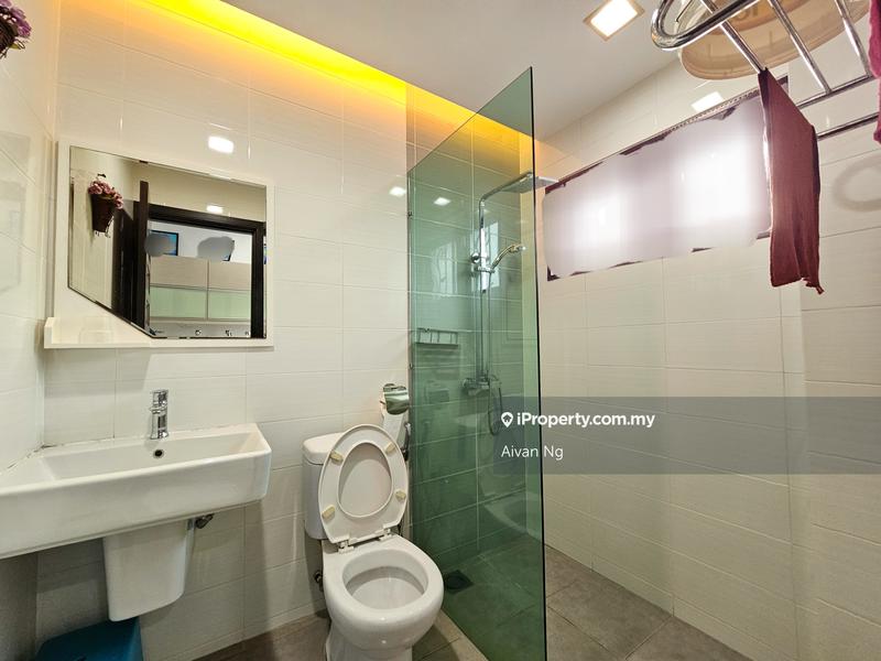 Rumah Berkembar untuk Dijual di Wira Heights, Bandar Sungai Long oleh Aivan Ng - iProperty.com.my