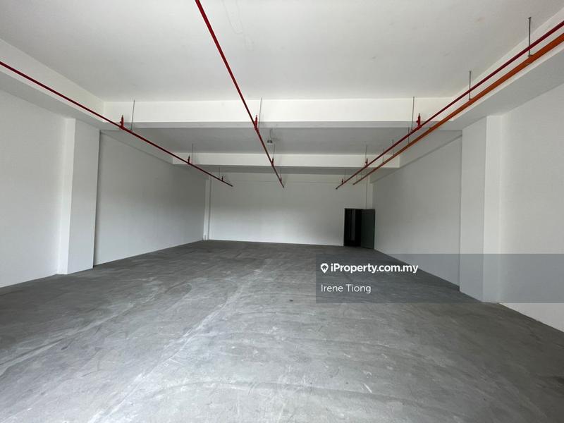 For Rent - Radia Retail