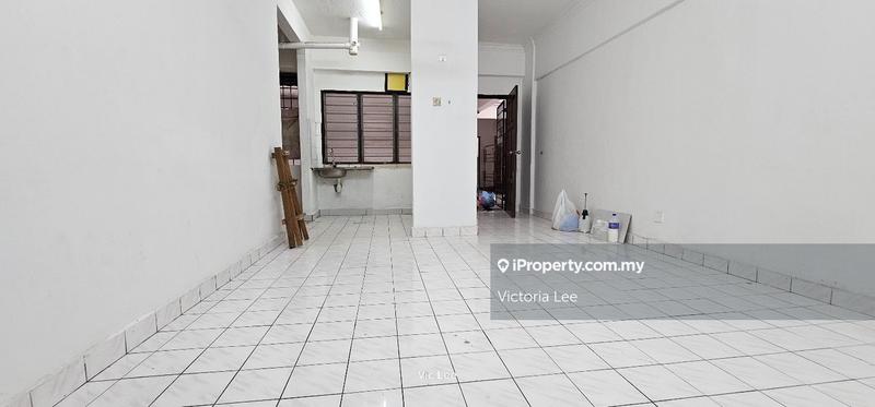 For Sale - Flat Dahlia