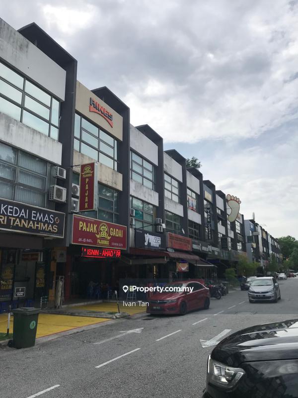 Pejabat untuk Disewa di Lake Fields, Sungai Besi oleh Ivan Tan - iProperty.com.my