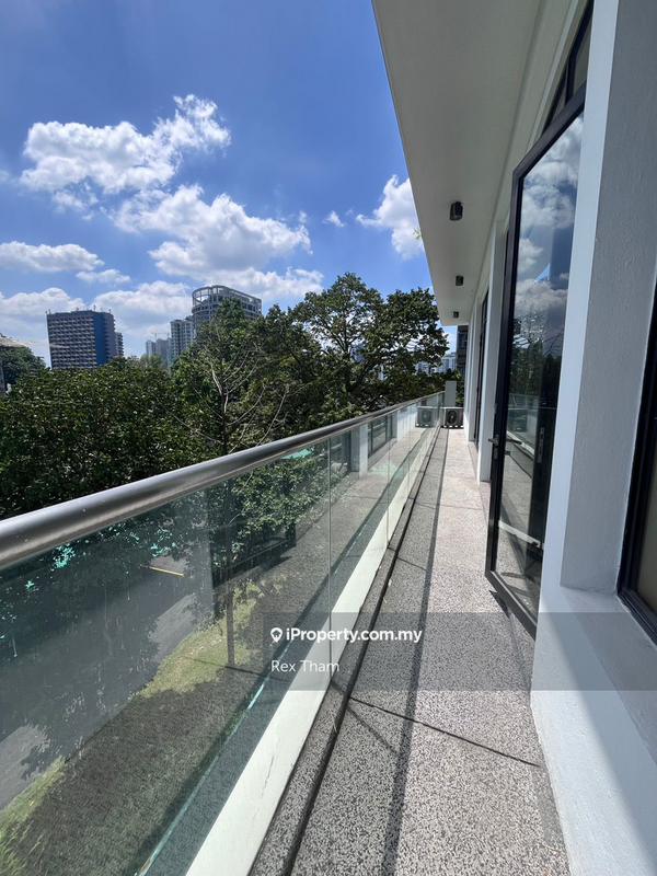 For Sale - Gallery @ U-Thant