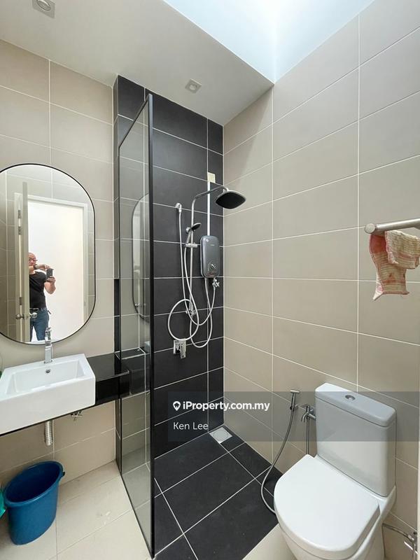 Rumah Berangkai 2 Tingkat untuk Dijual di Eco Majestic, Semenyih oleh Ken Lee - iProperty.com.my