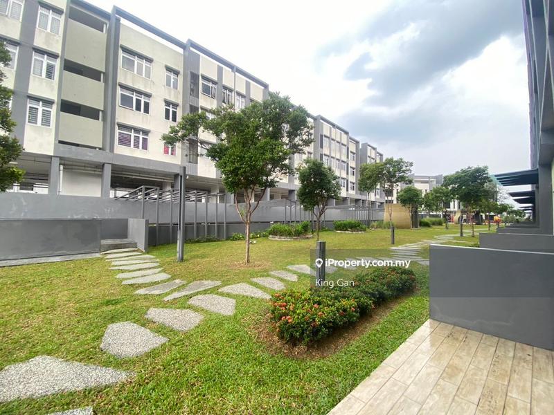 Rumah Bandar untuk Dijual di Affiniti Residences, Taman Bukit Serdang, Seri Kembangan oleh King Gan - iProperty.com.my
