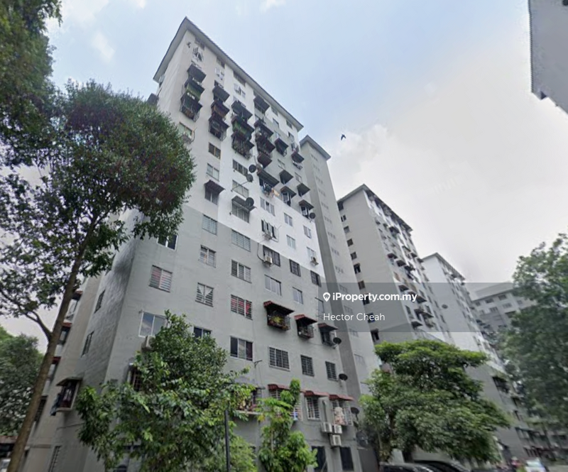 Pangsapuri untuk Dijual di Taman Petaling Utama Flat oleh Hector Cheah - iProperty.com.my