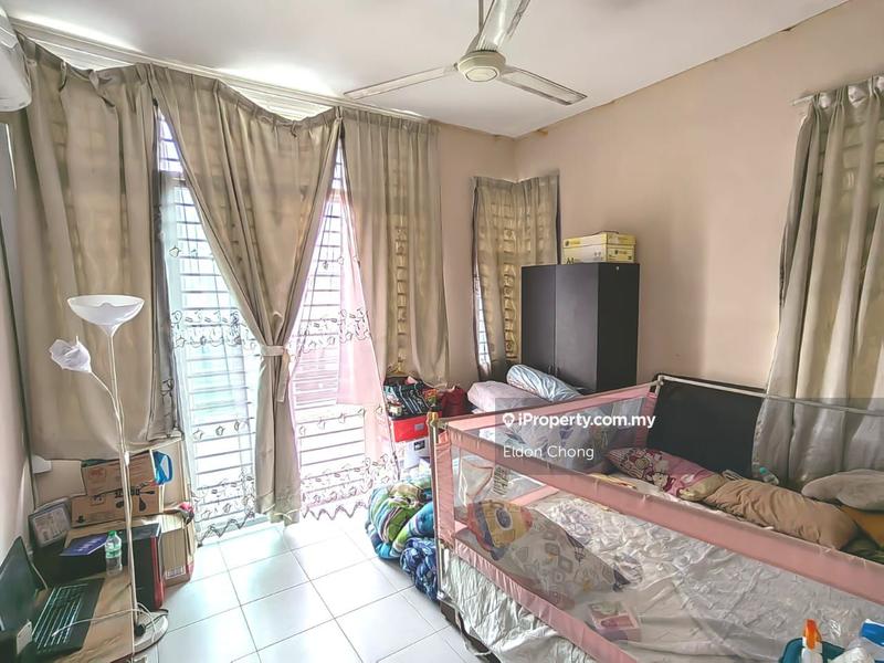 Semi-Detached House for Sale in Bandar Saujana Putra, Tanjong Duabelas by Eldon Chong - iProperty.com.my