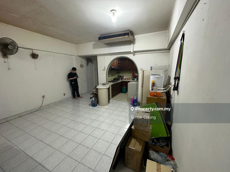 For Sale - Puteri Court