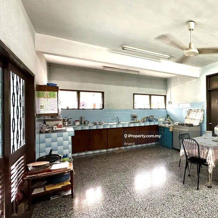 Bungalow House for Sale in Federal Hill, Bangsar by Anand - iProperty.com.my