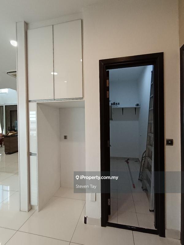 Bungalow House for Sale in Bandar Kinrara Seksyen 1, Bandar Kinrara by Steven Tay - iProperty.com.my