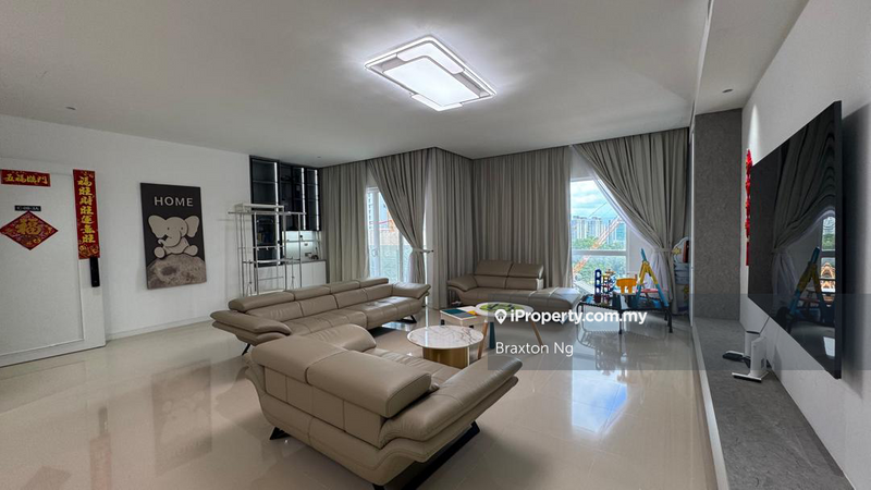 For Sale - Pavilion Hilltop