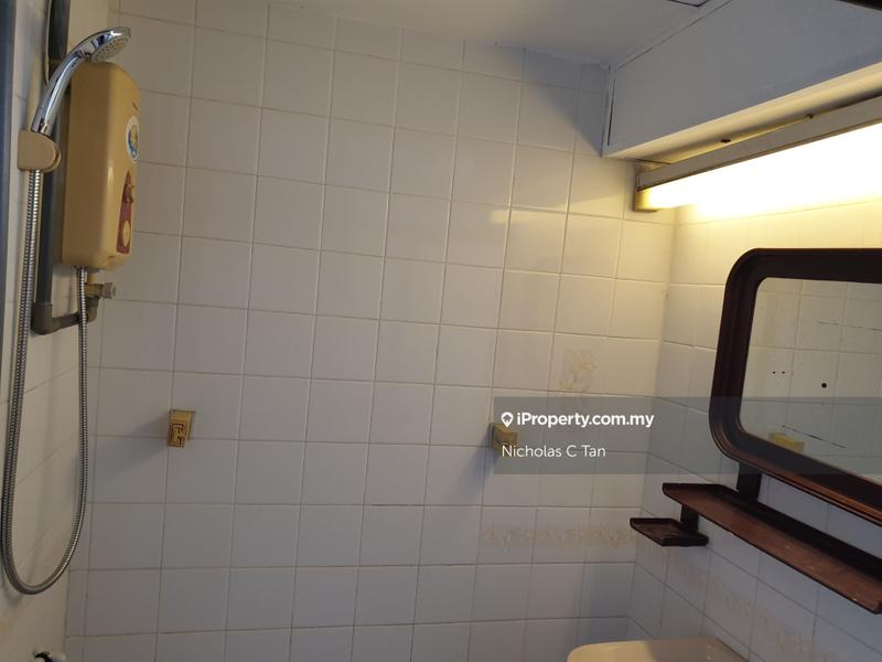 Condominium for Sale in The Pines by Nicholas C Tan - iProperty.com.my