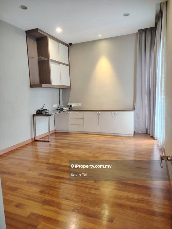 For Sale - 9 Bukit Utama Condominium
