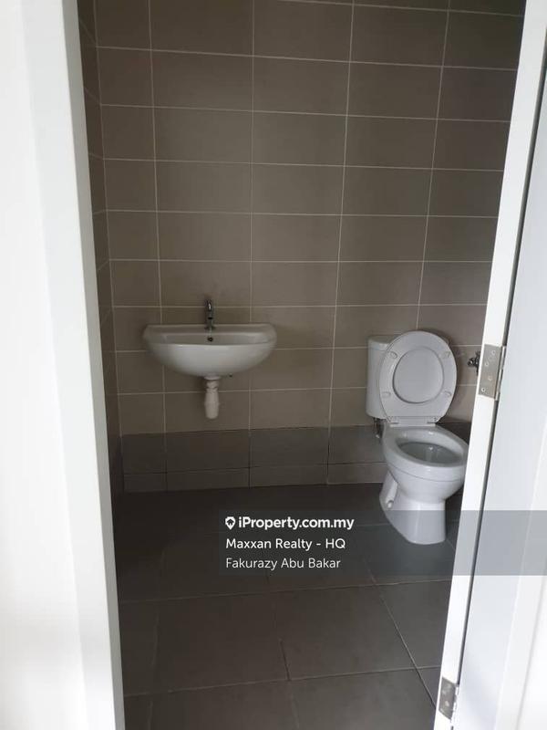 Townhouse for Sale in Ridgefield Residence, Kajang by Fakurazy Abu Bakar - iProperty.com.my