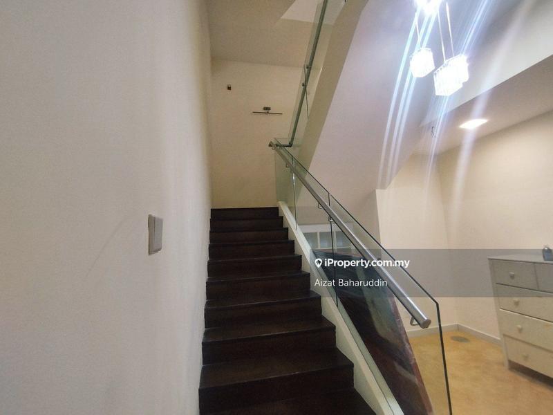 Rumah Berkembar untuk Dijual di Bukit Kerinchi, Pantai oleh Aizat Baharuddin - iProperty.com.my