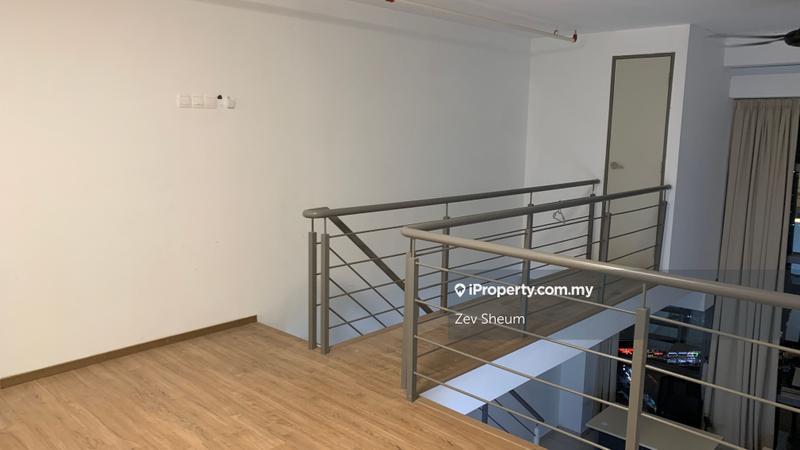 Kediaman Servis untuk Dijual di Pinnacle Petaling Jaya oleh Zev Sheum - iProperty.com.my