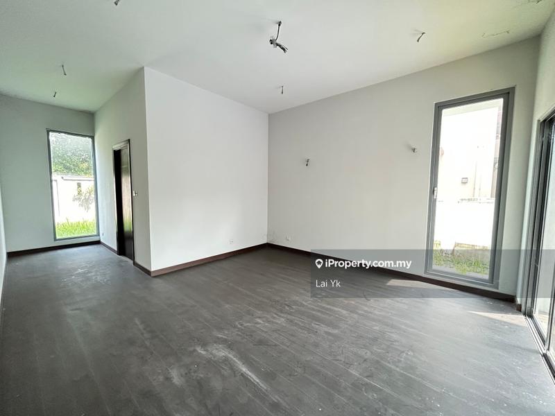 Bungalow House for Sale in Temasya Glenmarie, Glenmarie by Lai Yk - iProperty.com.my