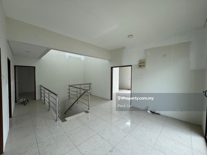 Semi-Detached House for Sale in Ivory Villa, Mantin by Peck Lin - iProperty.com.my