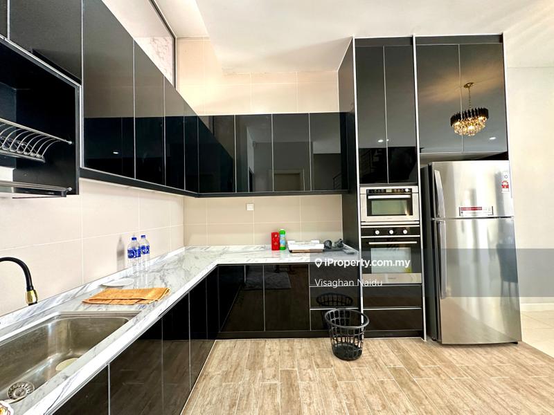 3.5-storey Terraced House for Rent in Bandar Country Homes, Rawang by Visaghan Naidu - iProperty.com.my