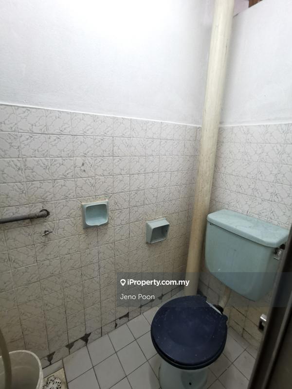 Rumah Pangsa untuk Dijual di Kuchai Entrepreneurs Park oleh Jeno Poon - iProperty.com.my