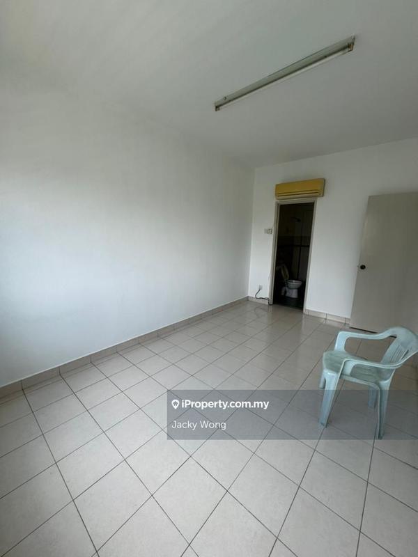 Kondominium untuk Dijual di Petaling Indah Condominiums oleh Jacky Wong - iProperty.com.my