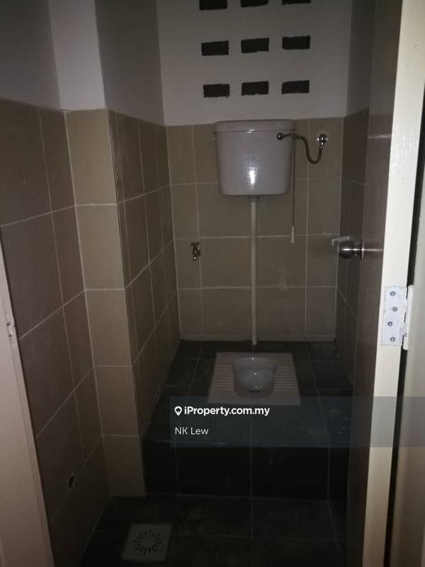 Kedai untuk Disewa di Taman Bukit Serdang, Seri Kembangan oleh NK Lew - iProperty.com.my