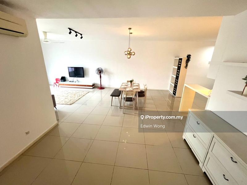 For Rent - Menjalara 18