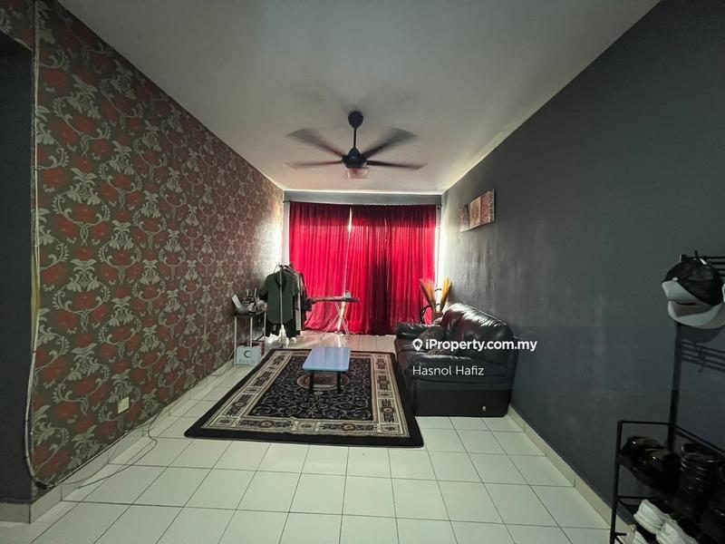 For Rent - Palma Puteri